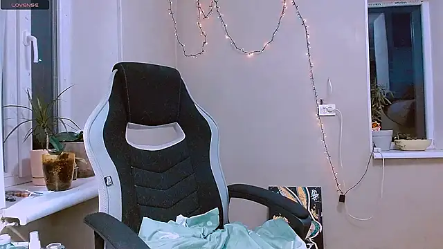 Snapshot of RosaJil chatting on November 27, 2:52 pm RosaJil online show from November 27, 2:52 pm