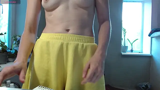 RosaJil online show from June 20, 2:42 pm