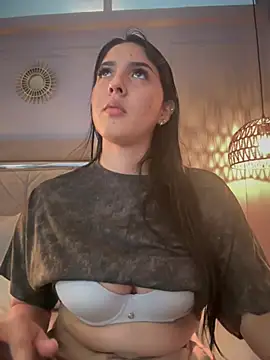 MarianaBenz online show from January 14, 8:04 pm
