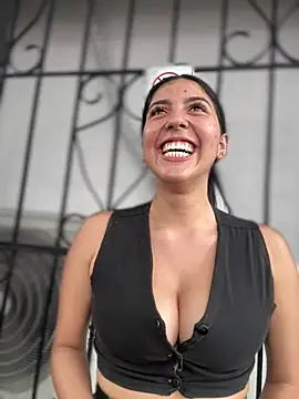 MarianaBenz online show from January 24, 9:26 pm