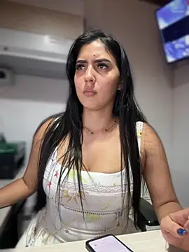 MarianaBenz online show from November 9, 11:36 pm