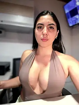 MarianaBenz online show from January 16, 11:31 pm