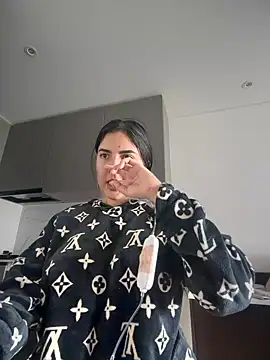 MarianaBenz online show from February 17, 3:19 pm