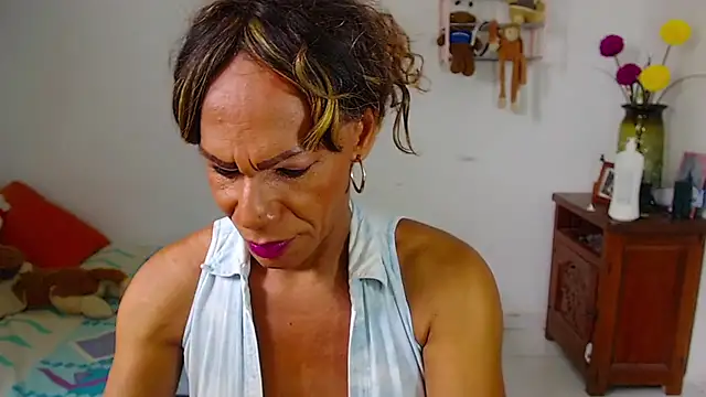 bardotbigcockts online show from October 4, 7:12 pm