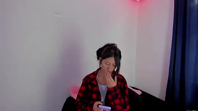 Snapshot of mari_mar69 chatting on January 24, 3:45 pm mari mar69 online show from January 24, 3:45 pm