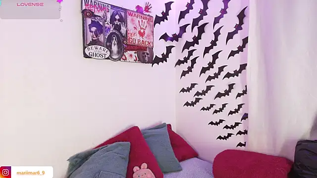 Snapshot of mari_mar69 chatting on October 27, 10:30 am mari mar69 online show from October 27, 10:30 am