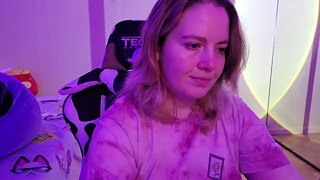 InternetFairy XO online show from October 20, 3:40 am