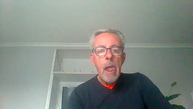 tuggy59 online show from September 17, 4:58 am