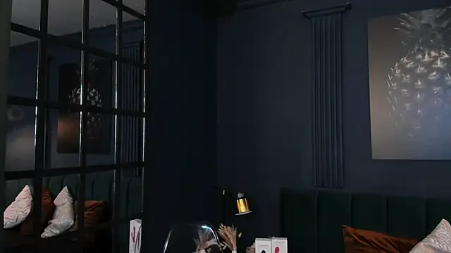 Snapshot of taylor_bennet chatting on March 11, 12:17 pm taylor bennet online show from March 11, 12:17 pm