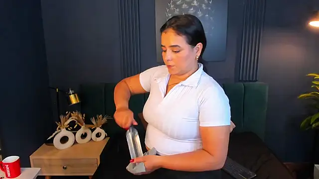 Snapshot of taylor_bennet chatting on March 11, 6:41 pm taylor bennet online show from March 11, 6:41 pm