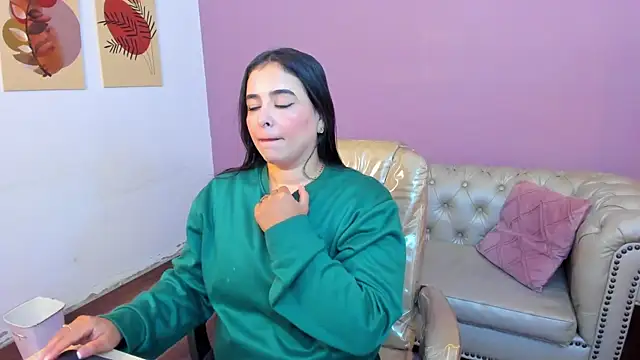 Snapshot of taylor_bennet chatting on September 13, 12:05 pm taylor bennet online show from September 13, 12:05 pm