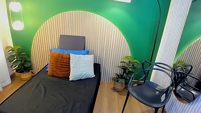 Snapshot of taylor_bennet chatting on November 2, 12:07 pm taylor bennet online show from November 2, 12:07 pm