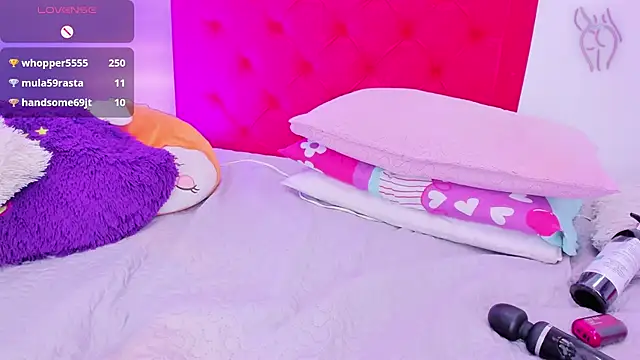 Sofia Girl  online show from February 14, 9:56 am