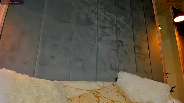 Sassy Teen online show from November 24, 8:47 am