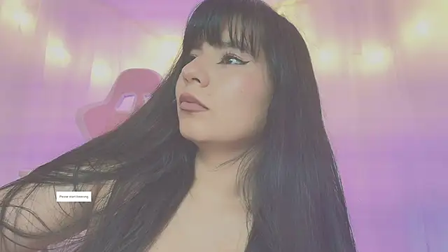 Snapshot of lili_taylor chatting on October 15, 8:20 pm lili taylor online show from October 15, 8:20 pm