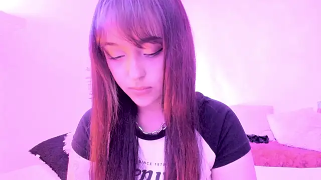 Gloomydoll online show from December 17, 6:47 pm