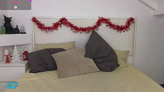 Eva Rogers  online show from January 6, 12:24 pm