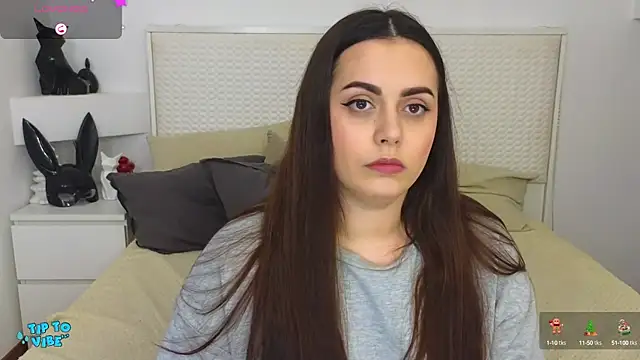 Eva Rogers  online show from January 14, 1:28 pm