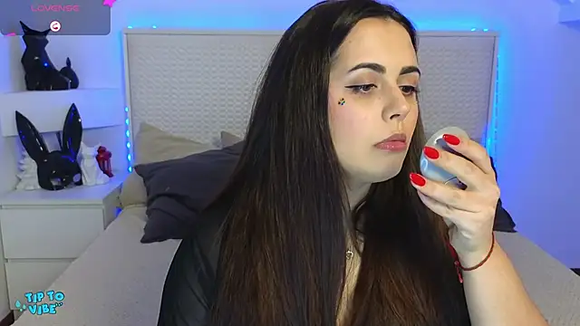 Eva Rogers  online show from January 29, 3:26 pm