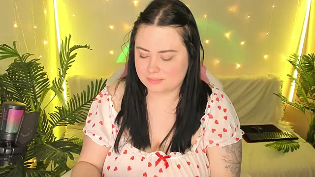 Akemi BBW online show from January 2, 11:06 pm
