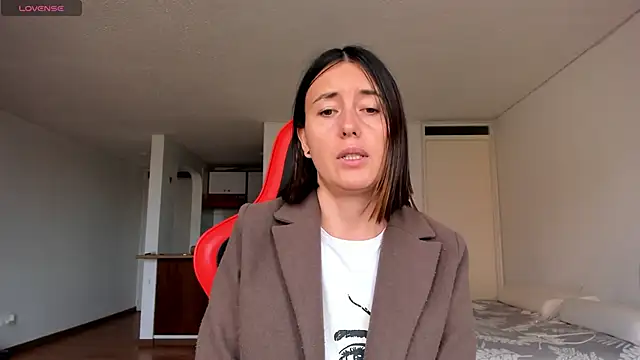 Snapshot of zoe_jeane_beker chatting on December 10, 8:49 pm zoe jeane beker online show from December 10, 8:49 pm