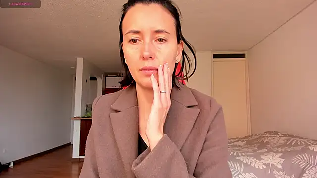 Snapshot of zoe_jeane_beker chatting on December 11, 9:01 pm zoe jeane beker online show from December 11, 9:01 pm