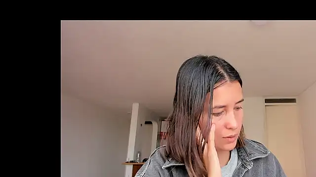 Snapshot of zoe_jeane_beker chatting on February 9, 8:45 pm zoe jeane beker online show from February 9, 8:45 pm
