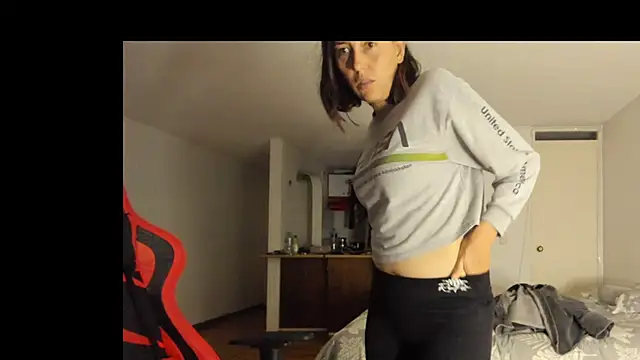 Snapshot of zoe_jeane_beker chatting on February 9, 11:46 pm zoe jeane beker online show from February 9, 11:46 pm