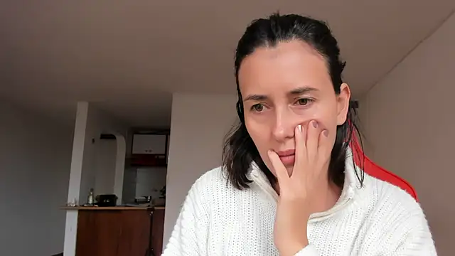 Snapshot of zoe_jeane_beker chatting on February 16, 9:05 pm zoe jeane beker online show from February 16, 9:05 pm