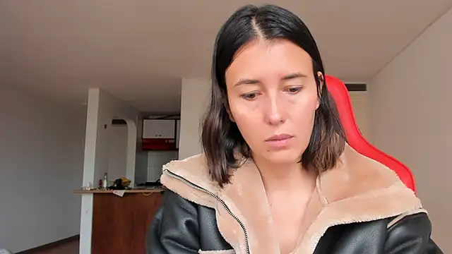 Snapshot of zoe_jeane_beker chatting on February 17, 10:14 pm zoe jeane beker online show from February 17, 10:14 pm