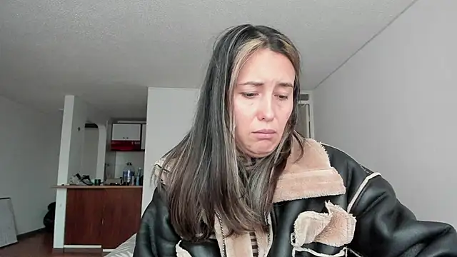 Snapshot of zoe_jeane_beker chatting on March 4, 10:16 pm zoe jeane beker online show from March 4, 10:16 pm