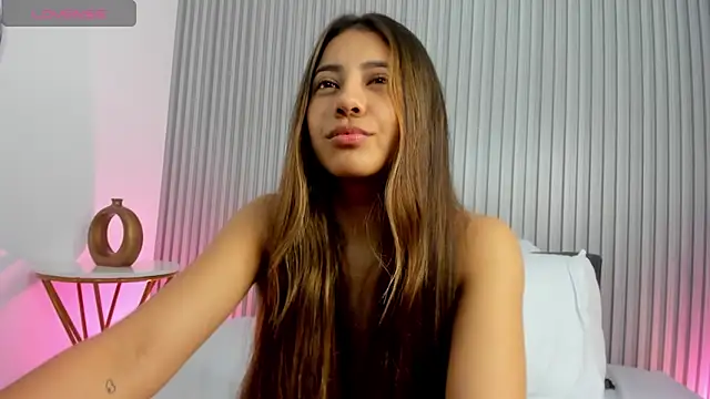 casandra ballesteros online show from January 9, 4:28 pm