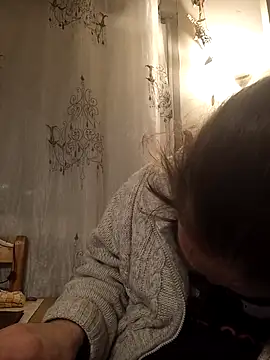 Snapshot of teekoine1 chatting on March 8, 2:04 am teekoine1 online show from March 8, 2:04 am