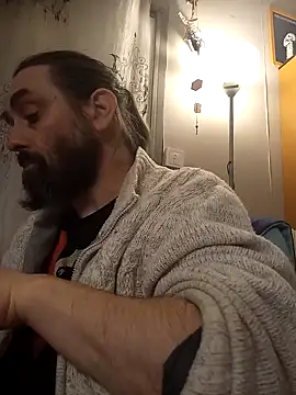 Snapshot of teekoine1 chatting on March 13, 2:18 am teekoine1 online show from March 13, 2:18 am