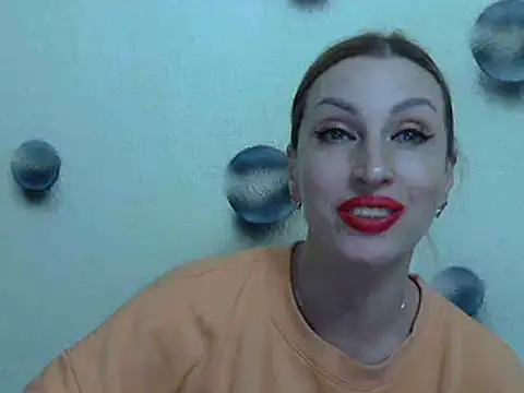 Jillian Pattie online show from December 10, 5:55 pm