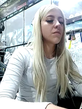 eva-2023 online show from December 10, 9:43 pm