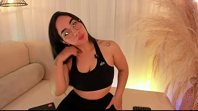 anniesweet02 online show from October 10, 10:53 pm