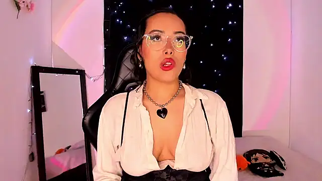 willow poisson online show from January 27, 5:04 pm