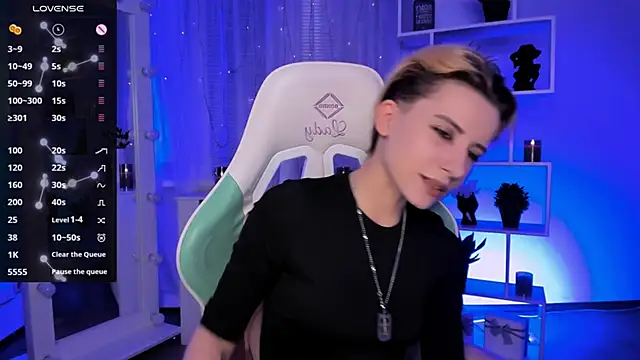 Snapshot of _Rein_ramm chatting on March 23, 5:17 pm Rein ramm online show from March 23, 5:17 pm