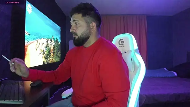 Eduu2322 online show from October 1, 8:37 pm