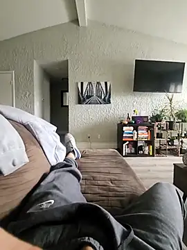 Cemg online show from November 9, 3:32 pm