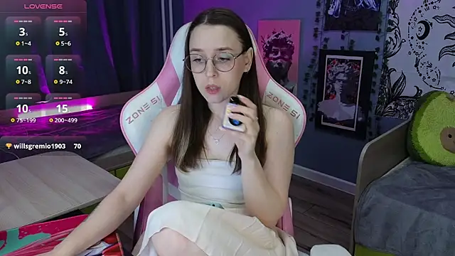 Sweet frosti online show from February 5, 3:44 am