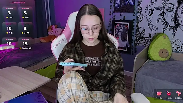 Sweet frosti online show from February 19, 3:24 am