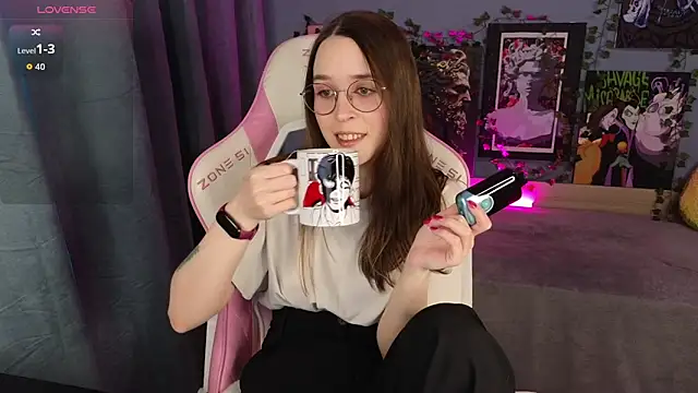 Sweet frosti online show from March 13, 3:24 am