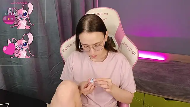 Sweet frosti online show from June 27, 3:22 am