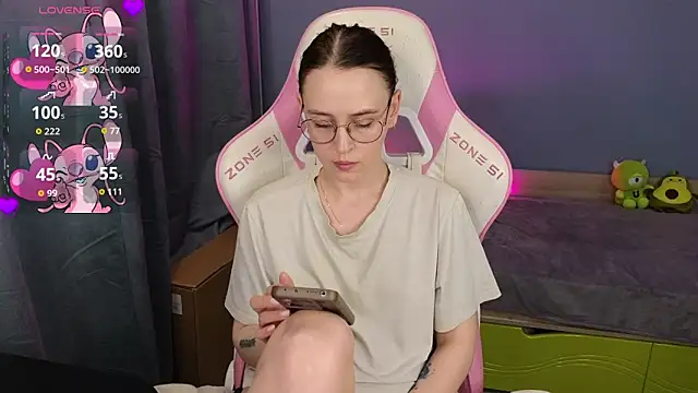 Sweet frosti online show from July 4, 3:35 am