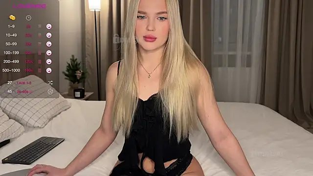 soficumss online show from January 18, 4:11 pm