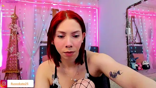 Snapshot of laura_olssen chatting on September 25, 12:31 pm laura olssen online show from September 25, 12:31 pm