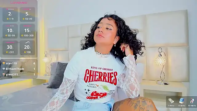 AliceBanks online show from February 25, 11:30 am