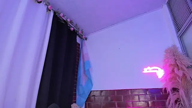 AdammClark1 online show from July 26, 9:21 pm